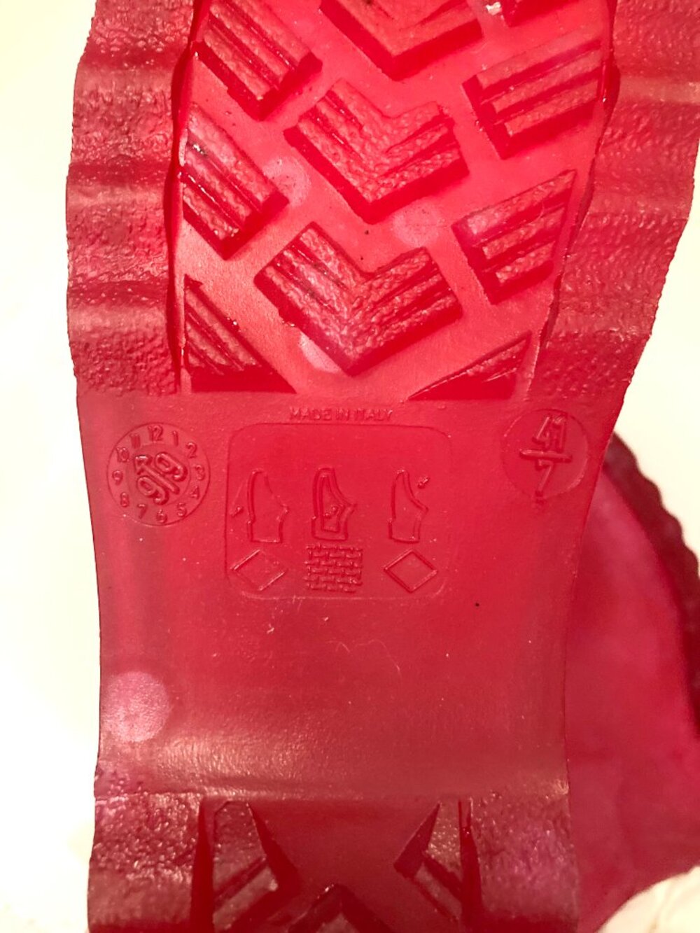 LIKE NEW Vintage CHANEL Pink Rain Boots Insole 9.5" Sz 41 Excellent w/Box - Picture 9 of 12